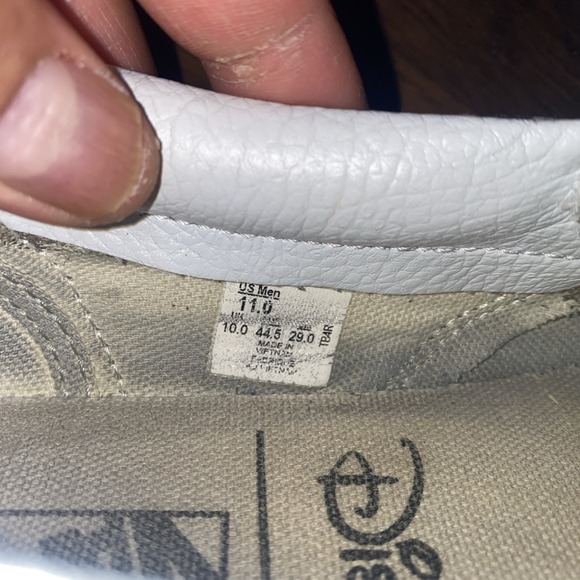 Vans Slip On X Disney‎ Mickey Mouse Size M11/W12.5 Slip On Gray Shoes Sneakers - Picture 8 of 13